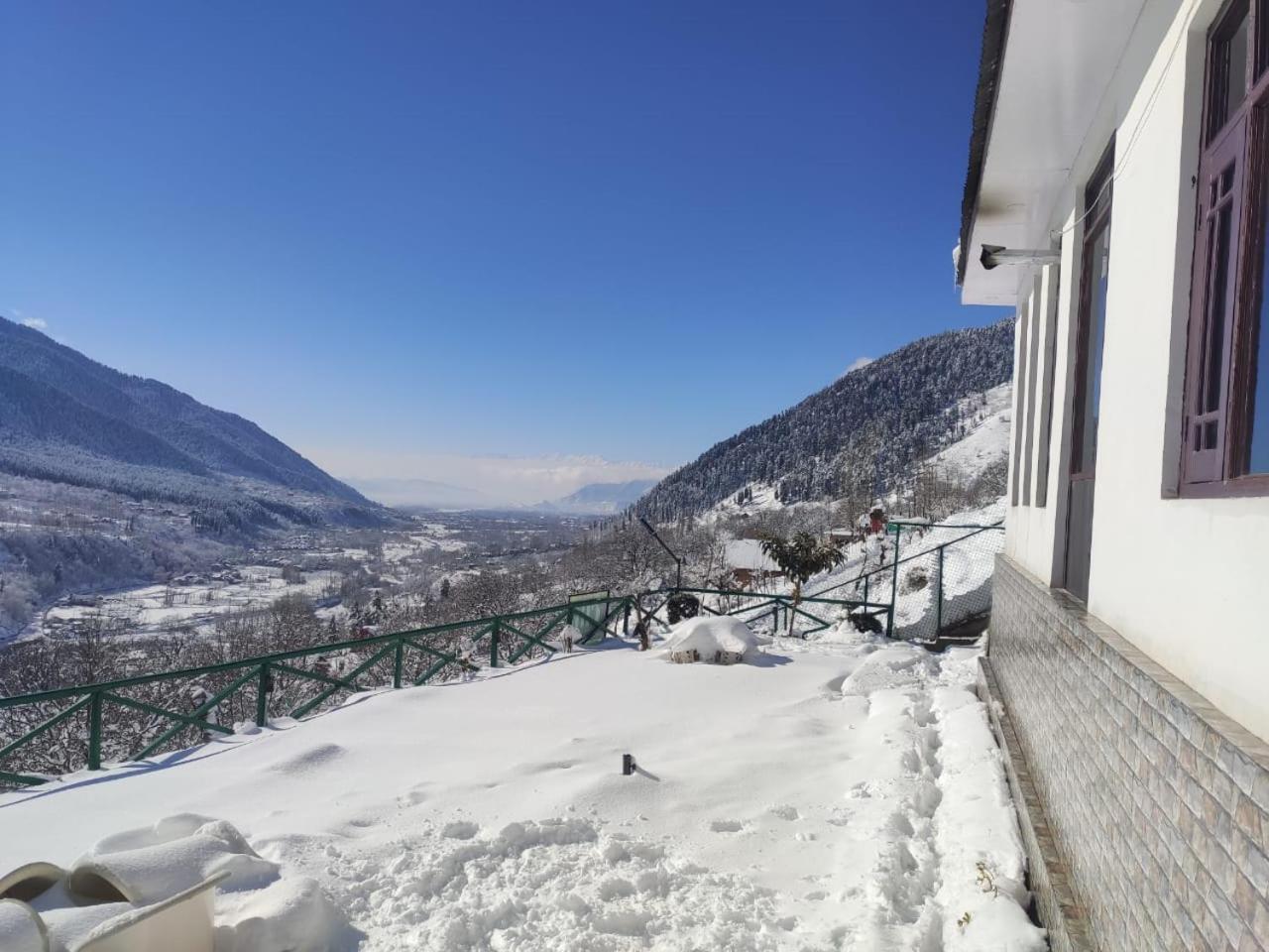 Cliff Cottage Pahalgam, Kashmir Batakut Exterior foto