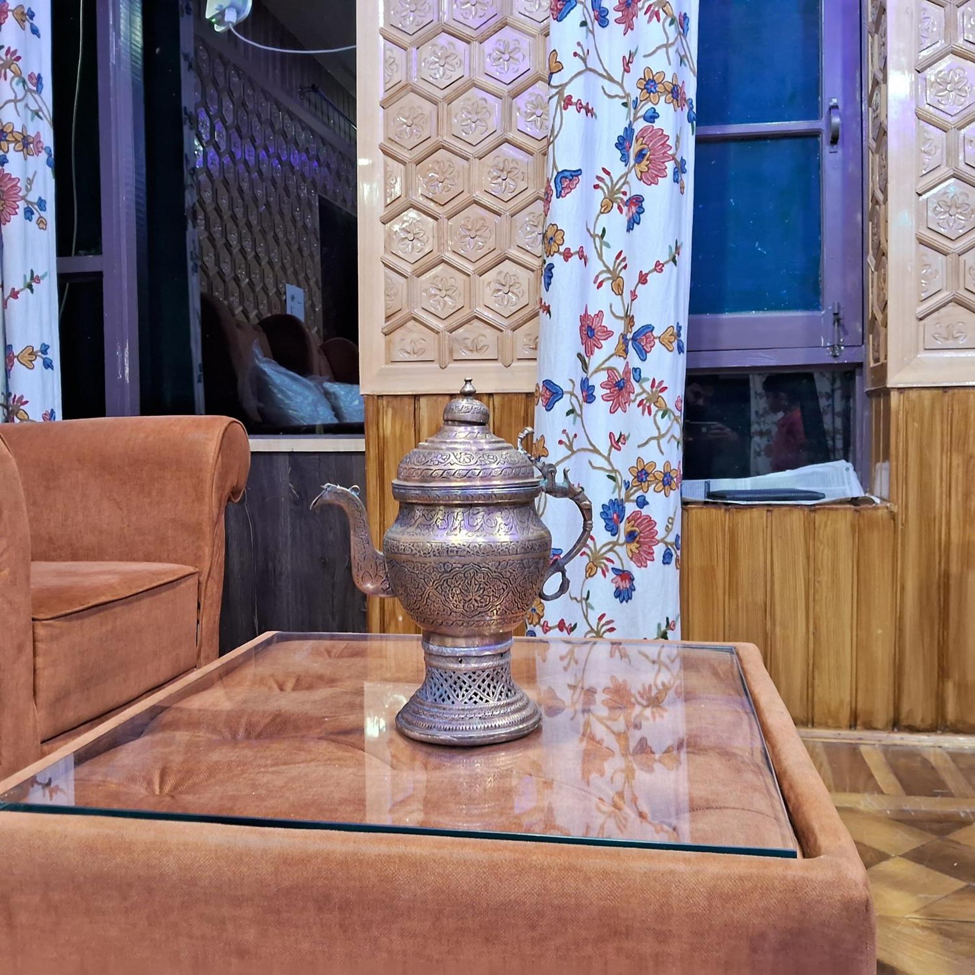 Cliff Cottage Pahalgam, Kashmir Batakut Exterior foto